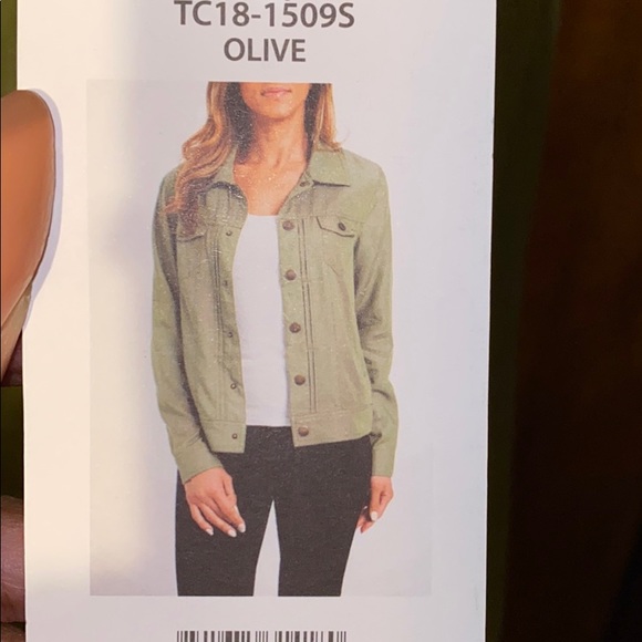 Green Tahari Shirt - Picture 2 of 2